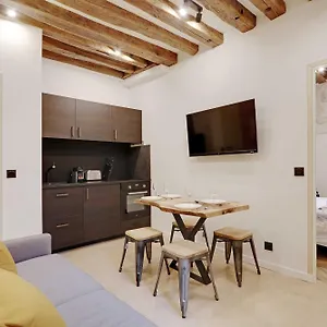  Apartment Authentic - 1br-4p - Le Marais France